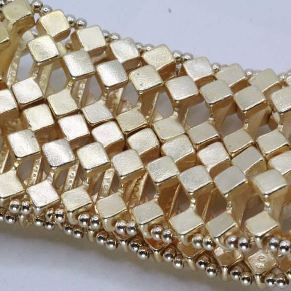 SAK'S FIFTH AVENUE GOLD PLATE MODERNIST STRETCH EXPANDABLE MATTE GOLD BRACELET - Picture 3 of 5